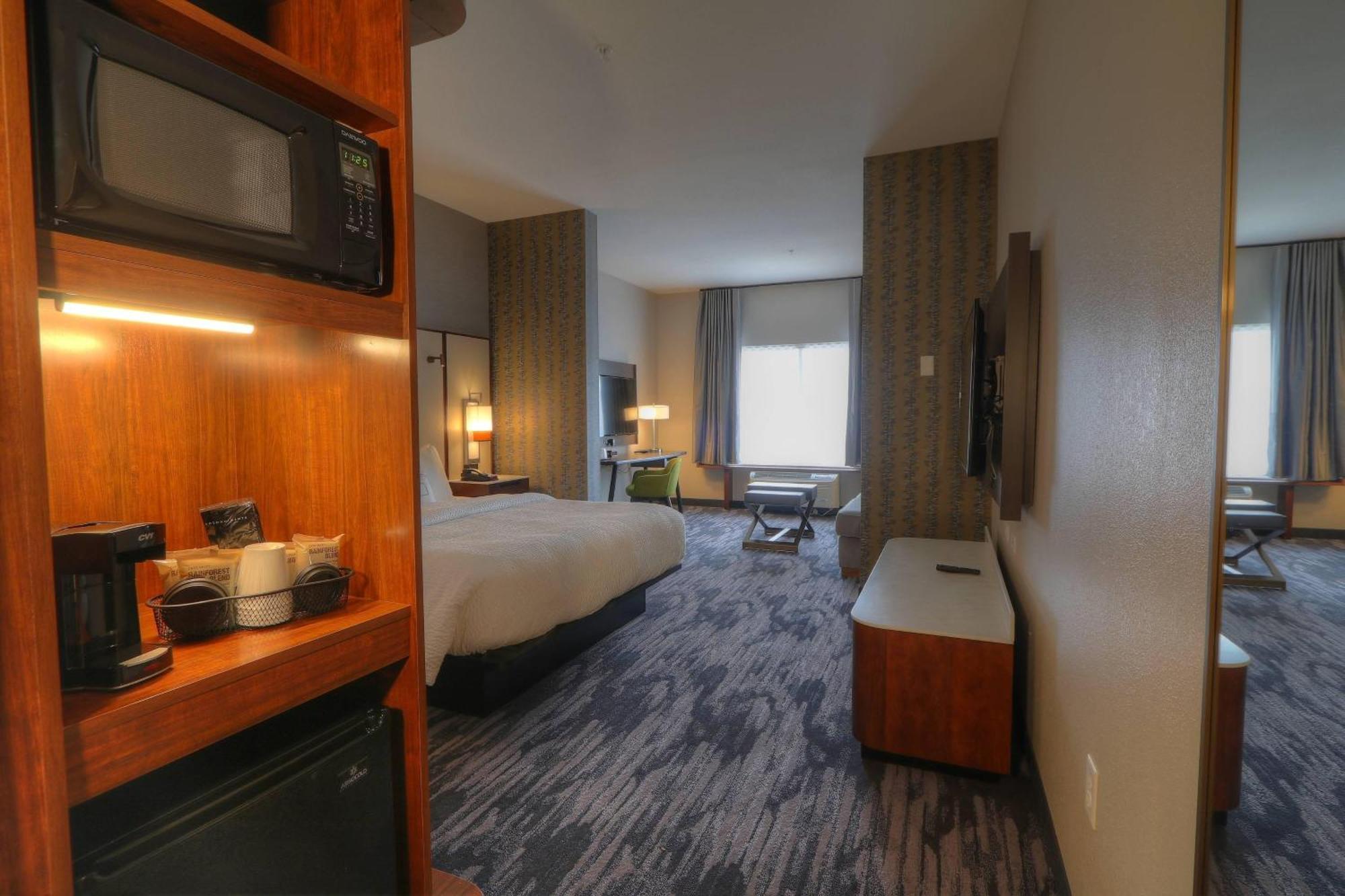 Fairfield Inn & Suites By Marriott Gatlinburg Downtown Exteriör bild