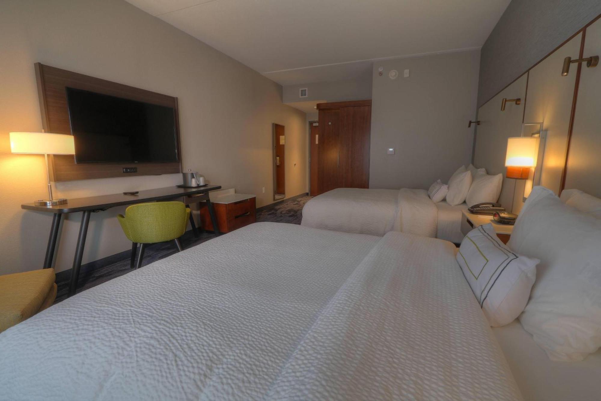 Fairfield Inn & Suites By Marriott Gatlinburg Downtown Exteriör bild