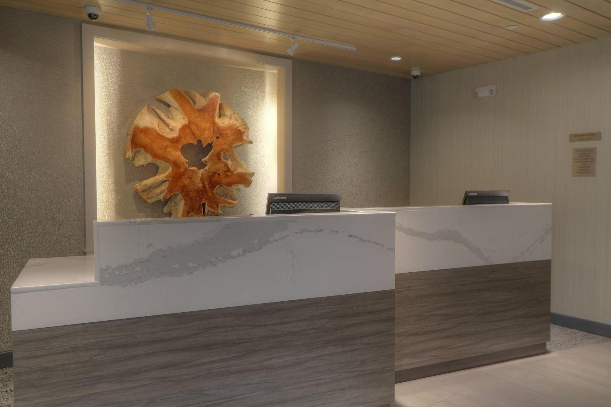 Fairfield Inn & Suites By Marriott Gatlinburg Downtown Exteriör bild
