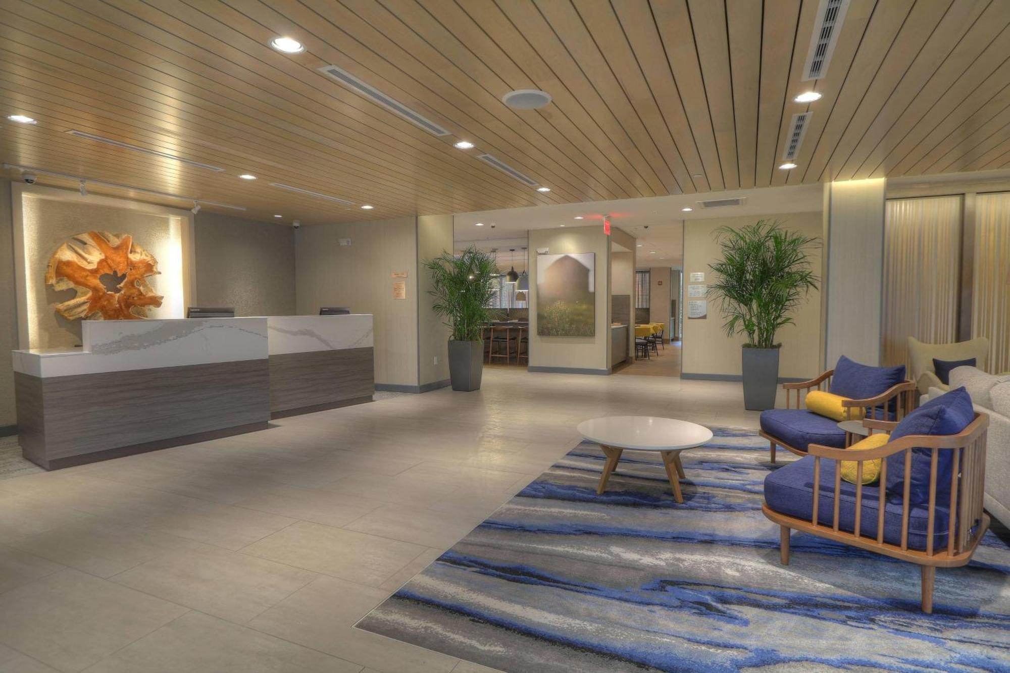 Fairfield Inn & Suites By Marriott Gatlinburg Downtown Exteriör bild