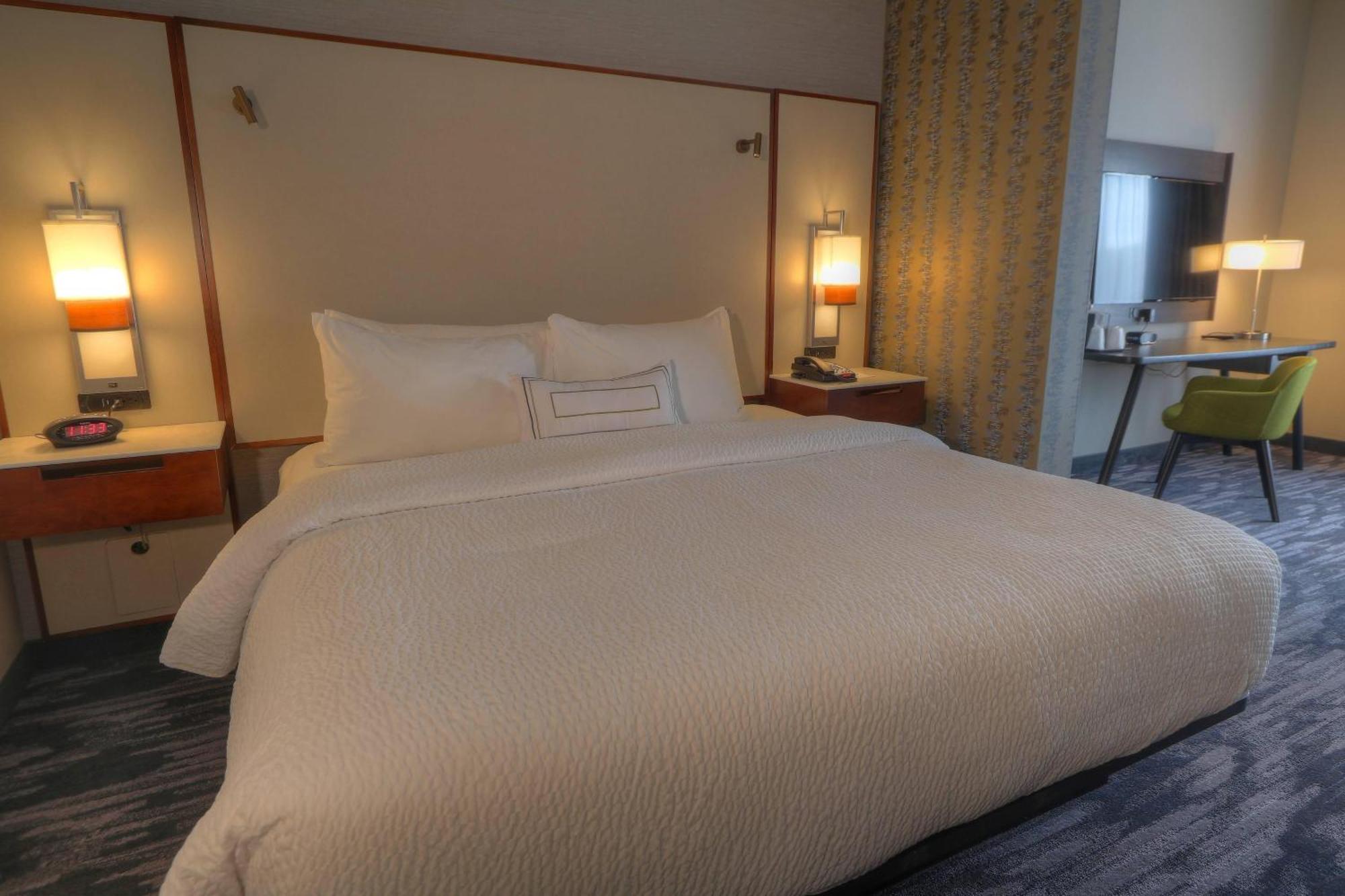 Fairfield Inn & Suites By Marriott Gatlinburg Downtown Exteriör bild